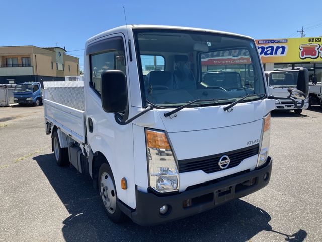 Nissan ATLAS 2014-06 4637-0