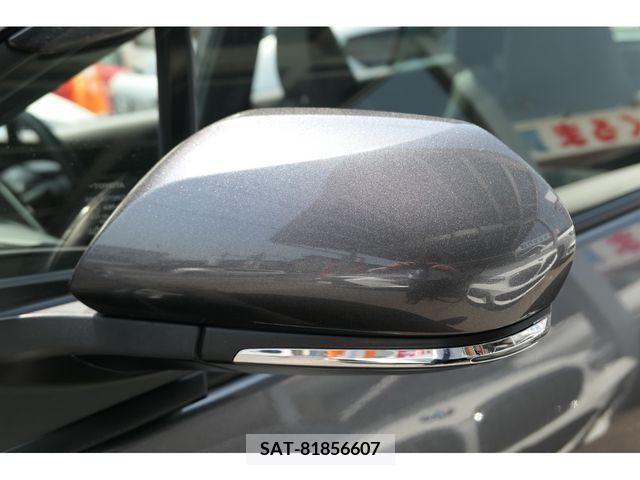 Toyota PRIUS 2020-01 281982-6