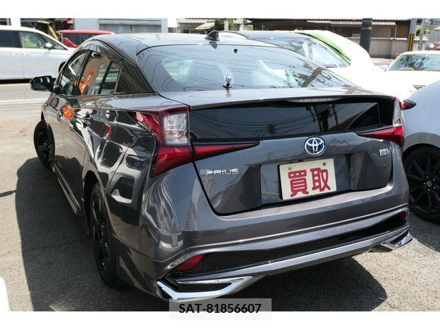 Toyota PRIUS 2020-01 281982-4