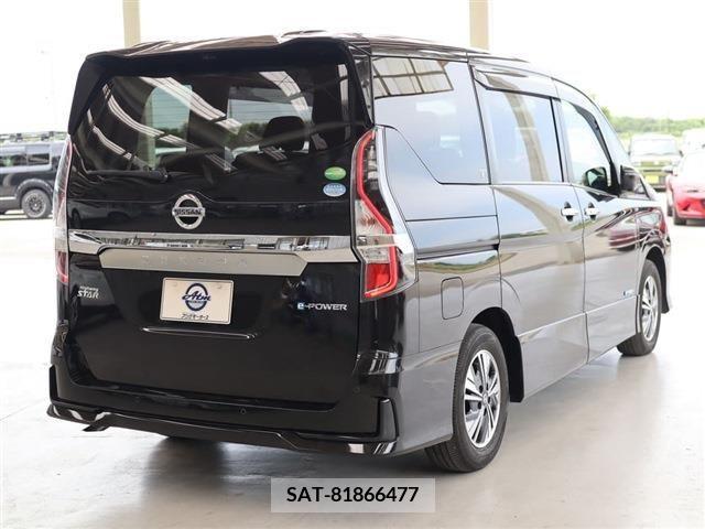 Nissan SERENA 2021-06 325102-7
