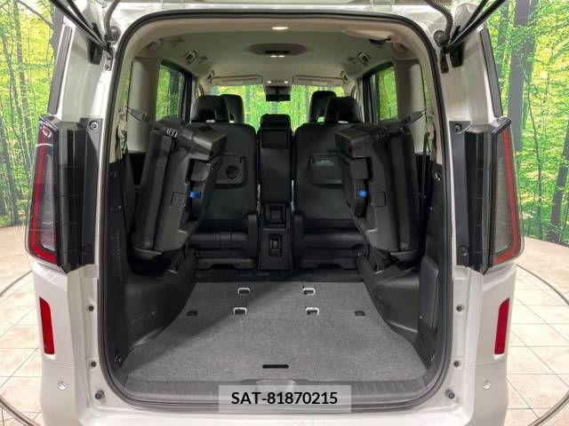 Nissan SERENA 2023-04 223380-11