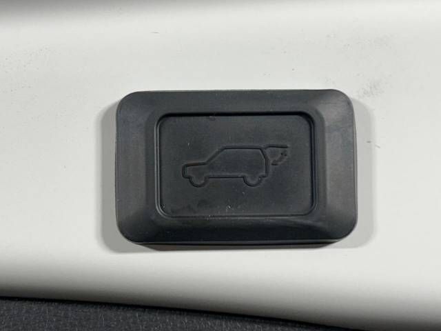 Toyota RAV4 2019-10 17096-5