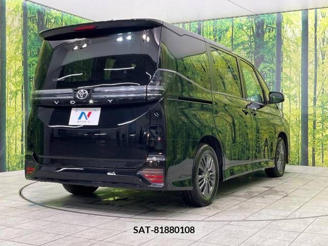 Toyota VOXY 2023-05 221667-18