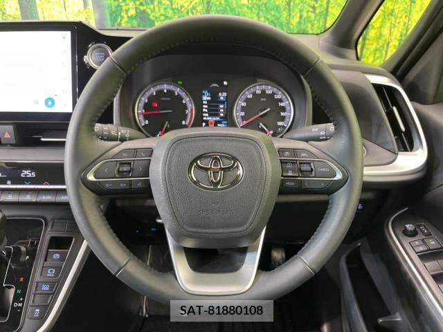Toyota VOXY 2023-05 221667-12