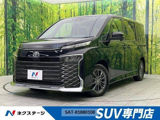 Toyota VOXY 2023-05 221667-0