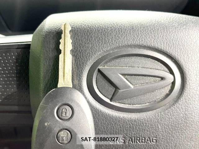 Daihatsu TANTO 2022-09 310413-7