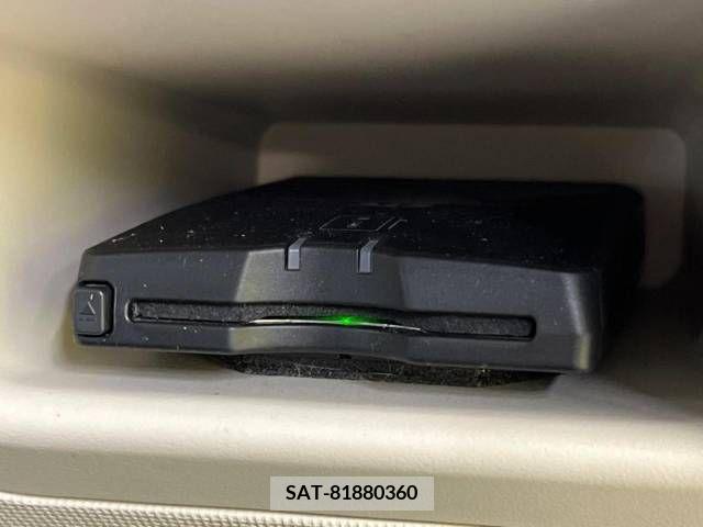 Toyota SPADE 2015-05 313707-6