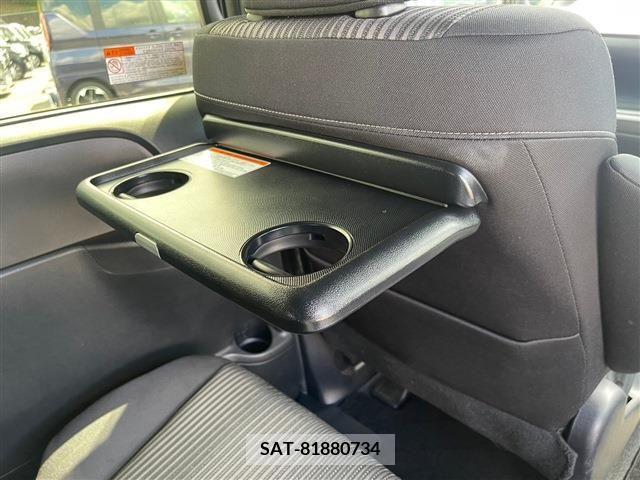 Toyota VOXY 2019-08 395013-21