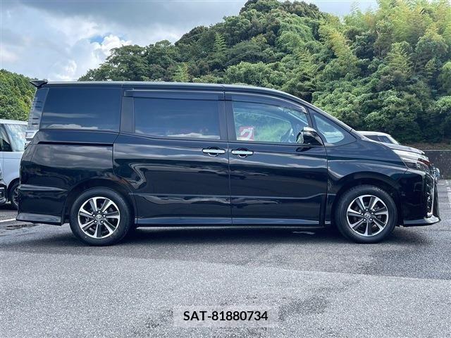 Toyota VOXY 2019-08 395013-11