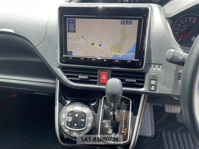 Toyota VOXY 2019-08 395013-26