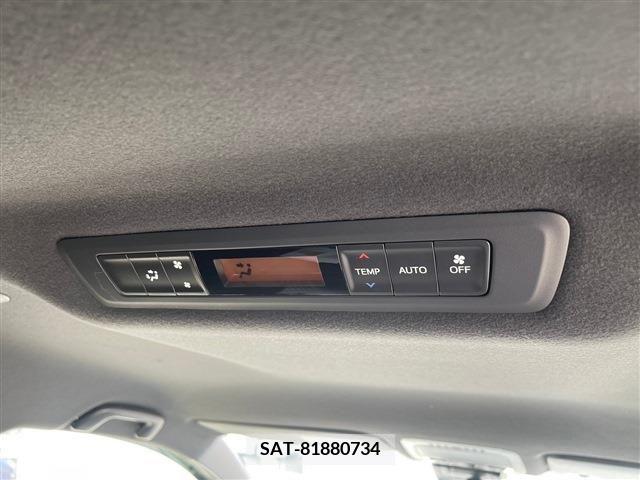 Toyota VOXY 2019-08 395013-23