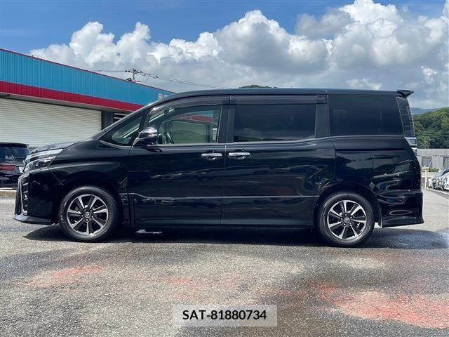Toyota VOXY 2019-08 395013-7