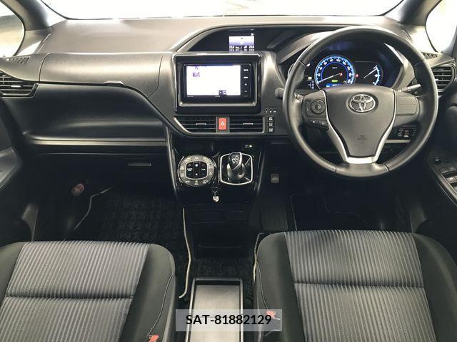 Toyota VOXY HYBRID 2017-02 322817-2
