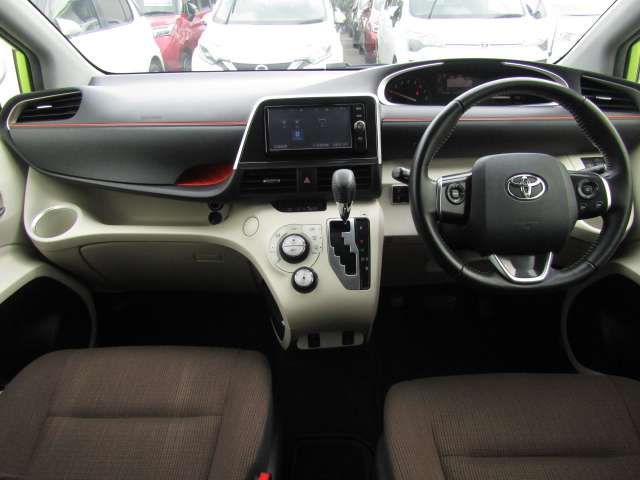 Toyota SIENTA 2016-11 10676-11