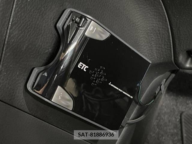 Suzuki SWIFT 2013-03 369048-3