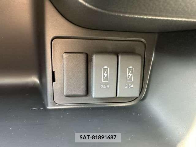 Honda N BOX CUSTOM 2024-03 335490-19