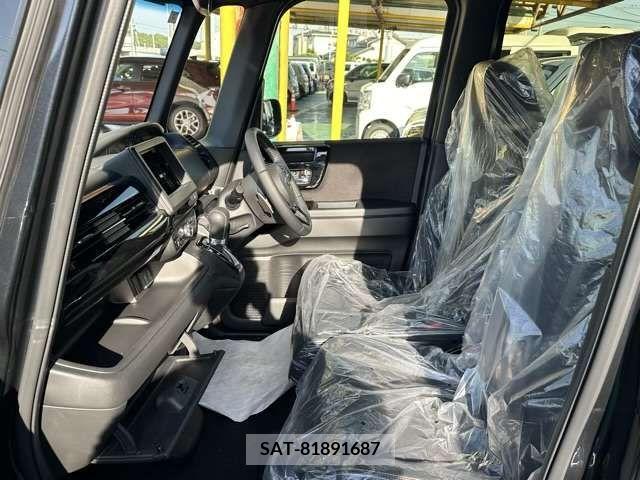 Honda N BOX CUSTOM 2024-03 335490-4