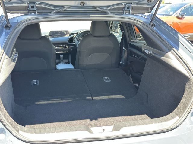 Mazda MAZDA3 2022-03 11565-21