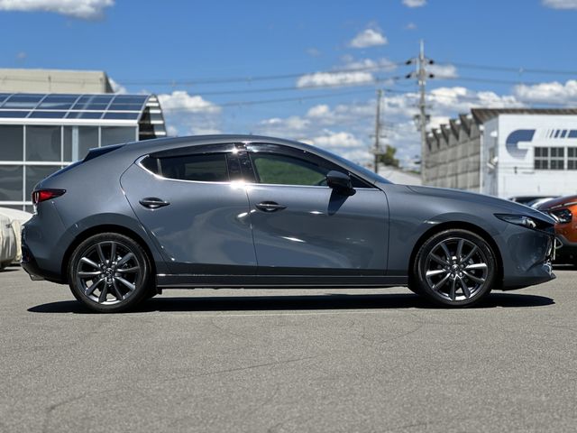 Mazda MAZDA3 2022-03 11565-27