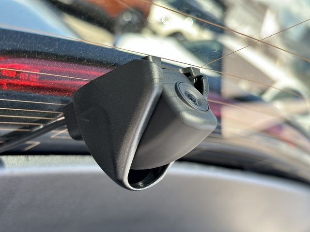 Mazda MAZDA3 2022-03 11565-4