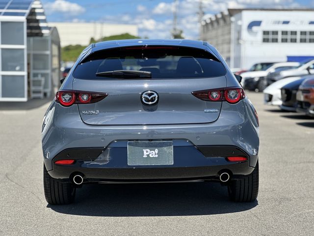 Mazda MAZDA3 2022-03 11565-28