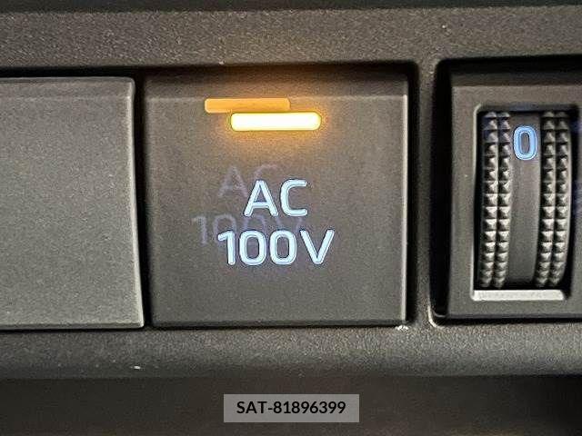 Toyota AQUA 2022-10 260247-11