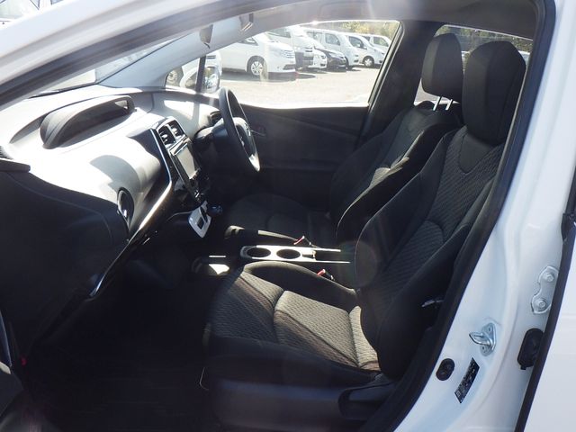 Toyota PRIUS 2017-11 181683-9