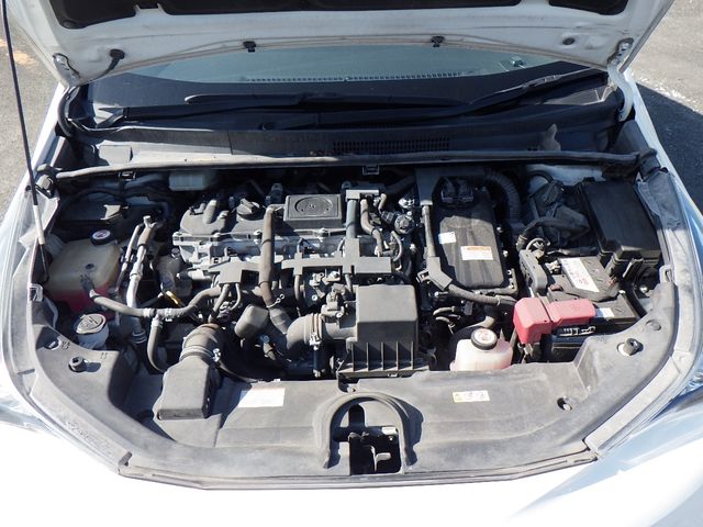 Toyota PRIUS 2017-11 181683-24