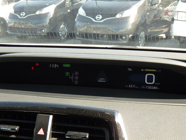 Toyota PRIUS 2017-11 181683-13
