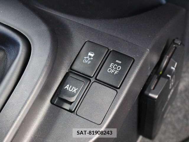 Toyota IQ 2012-03 221614-14