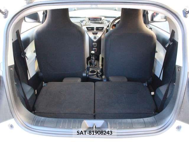 Toyota IQ 2012-03 221614-9
