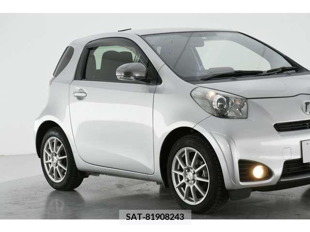 Toyota IQ 2012-03 221614-6