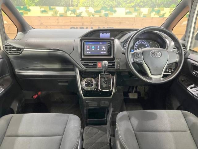 Toyota ESQUIRE 2015-04 193334-1