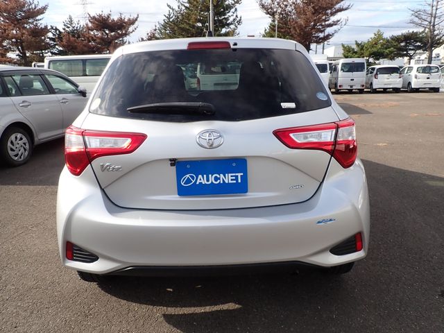 Toyota VITZ 2018-04 190137-6