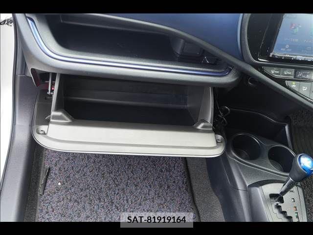 Toyota AQUA 2017-03 356088-15
