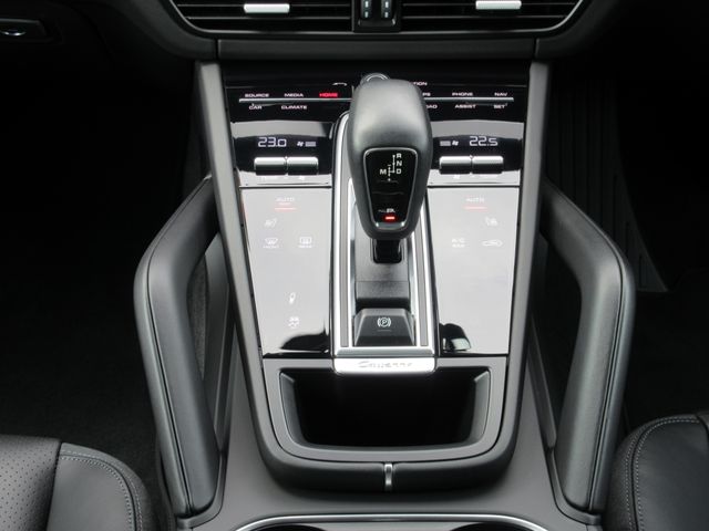 Porsche CAYENNE 2022-01 15716-29
