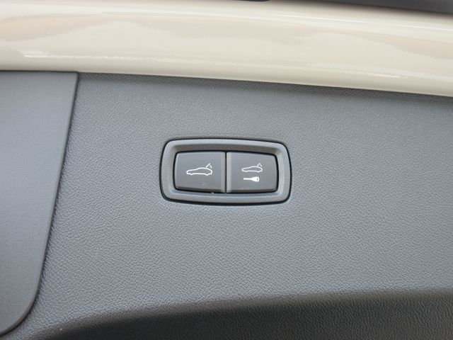 Porsche CAYENNE 2022-01 15716-13