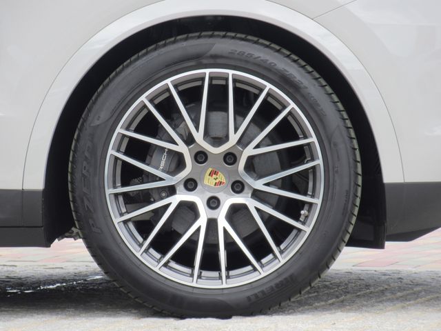 Porsche CAYENNE 2022-01 15716-6