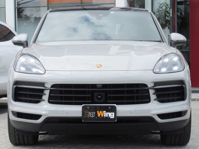 Porsche CAYENNE 2022-01 15716-2