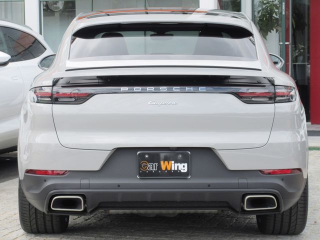 Porsche CAYENNE 2022-01 15716-10
