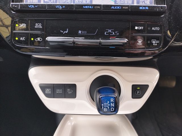 Toyota PRIUS 2016-10 186484-27