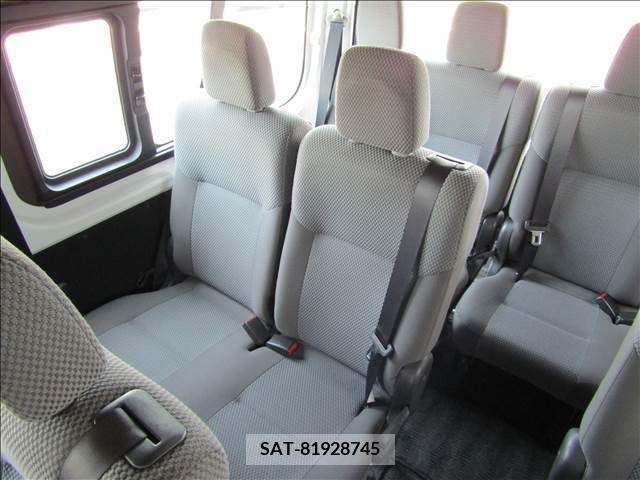 Nissan Caravan 2015-03 302272-16