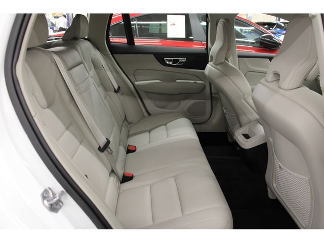 Volvo V60 2018-12 21427-17