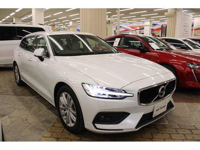 Volvo V60 2018-12 21427-24