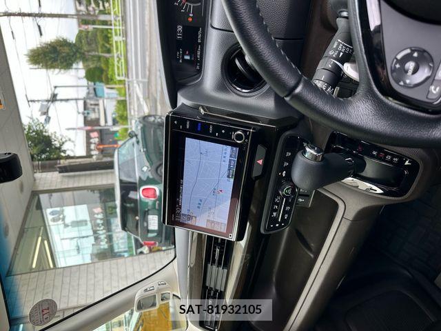 Honda N BOX 2022-12 307284-4