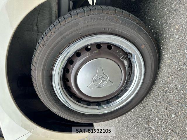 Honda N BOX 2022-12 307284-7
