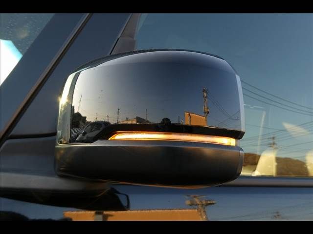 Honda N BOX CUSTOM 2018-10 193215-18