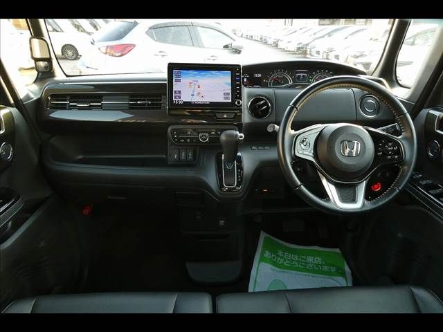 Honda N BOX CUSTOM 2018-10 193215-2