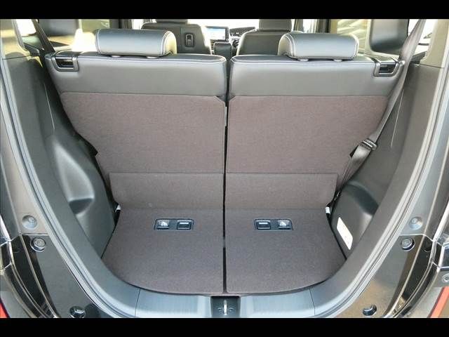 Honda N BOX CUSTOM 2018-10 193215-11