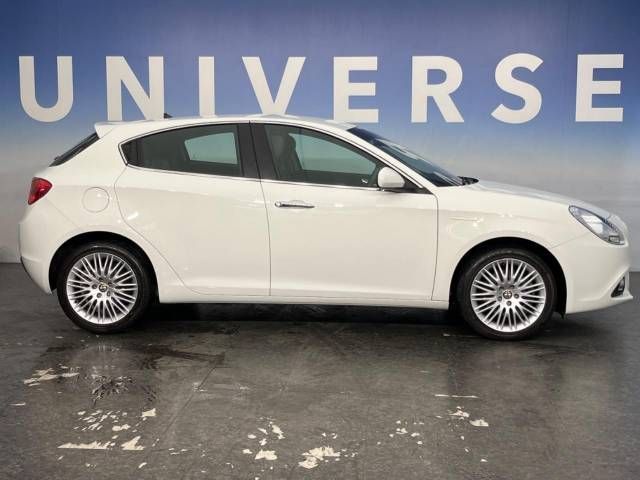 ALFA ROMEO GIULIETTA 2016-02 195299-15